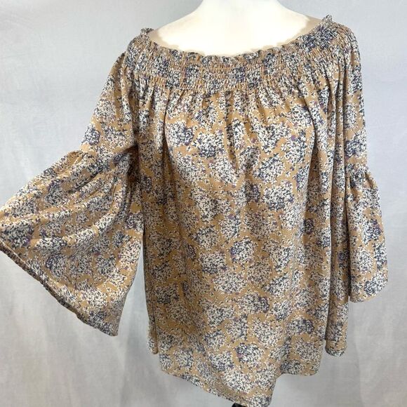 Mocha ditsy floral on or off shoulder oversized ditsy floral top size medium - Picture 1 of 7